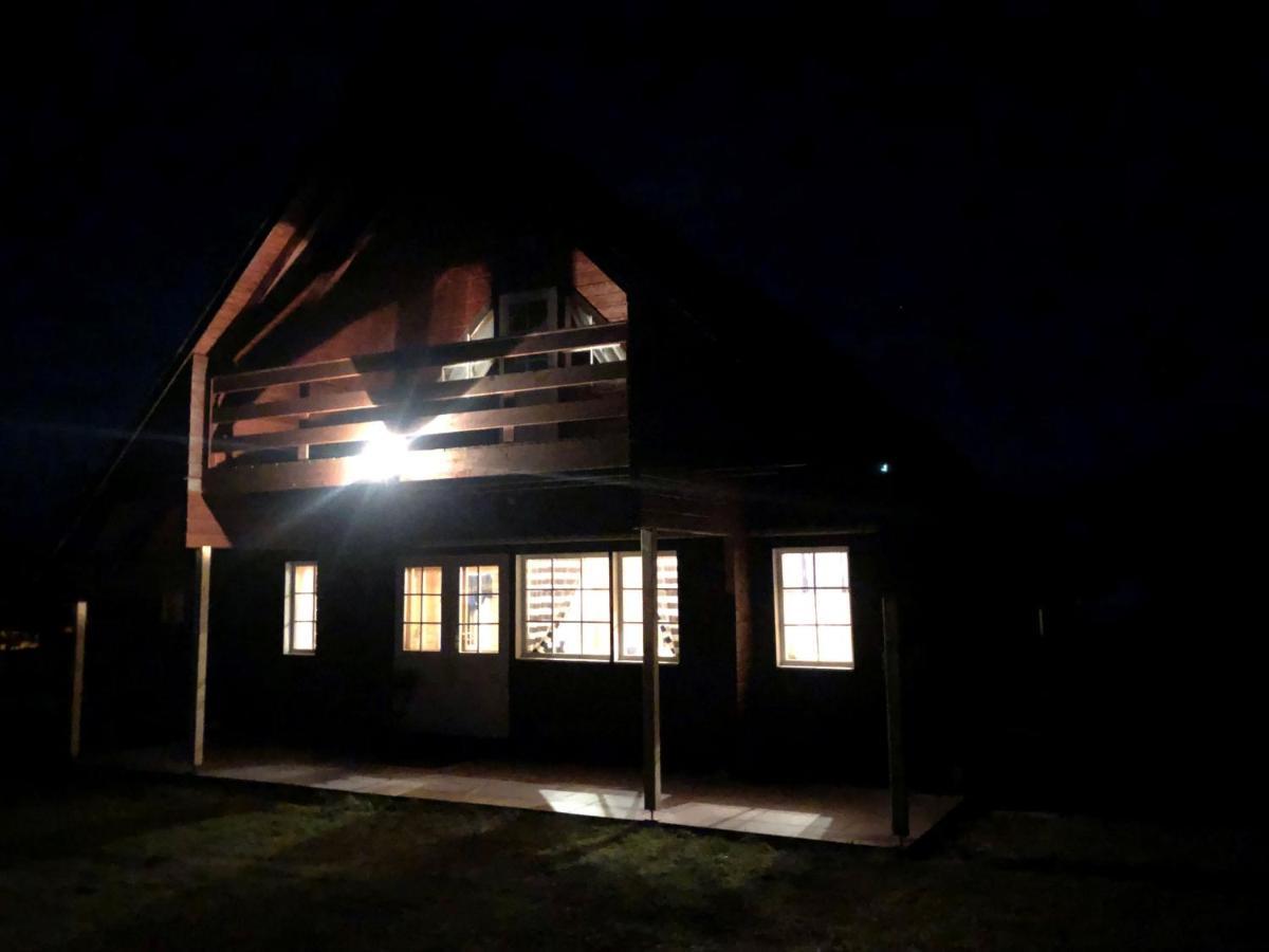 Merejussi Puhkemajad Parna Esterno foto