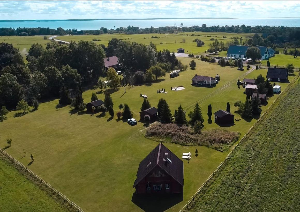 Merejussi Puhkemajad Parna Esterno foto